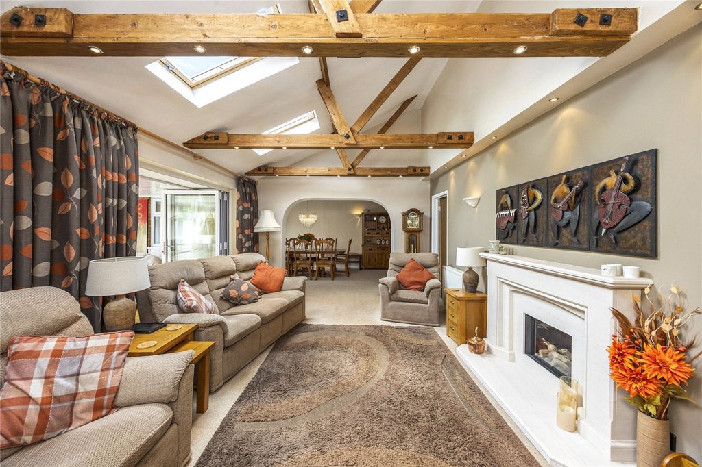 Property photo 3 of 25 Picture No. 31