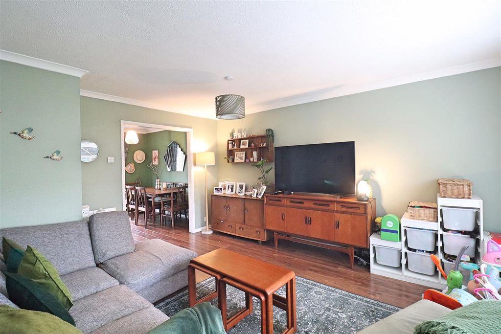 Property photo 2 of 14 Img_2970.Jpg