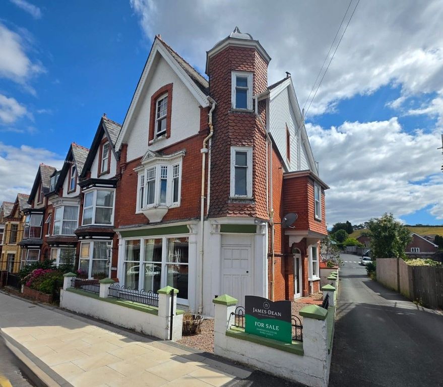 6 bed semi-detached house for saleWellington Road, Llandrindod Wells LD1