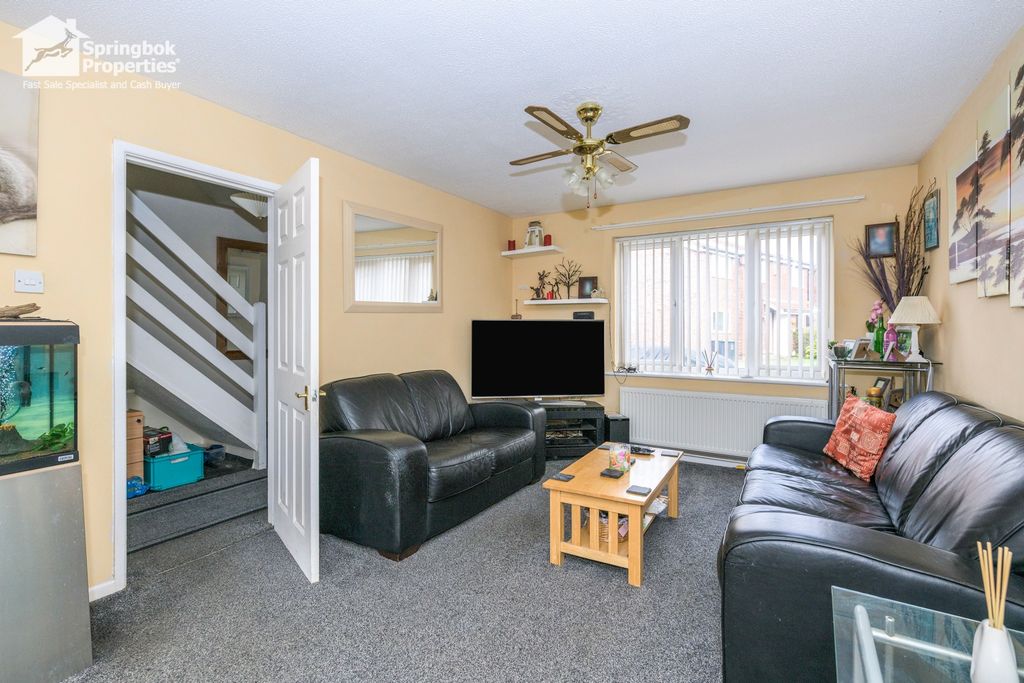 Property photo 3 of 20 Image 2