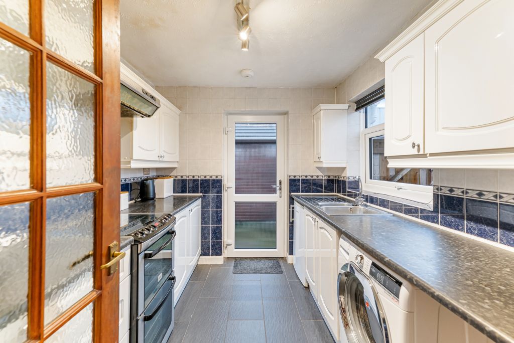 Property photo 3 of 20 Gallery