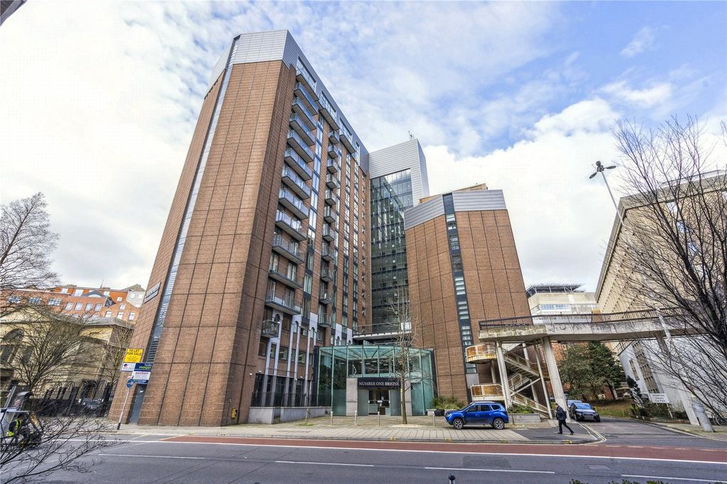 Property photo 3 of 11 Front Elevation