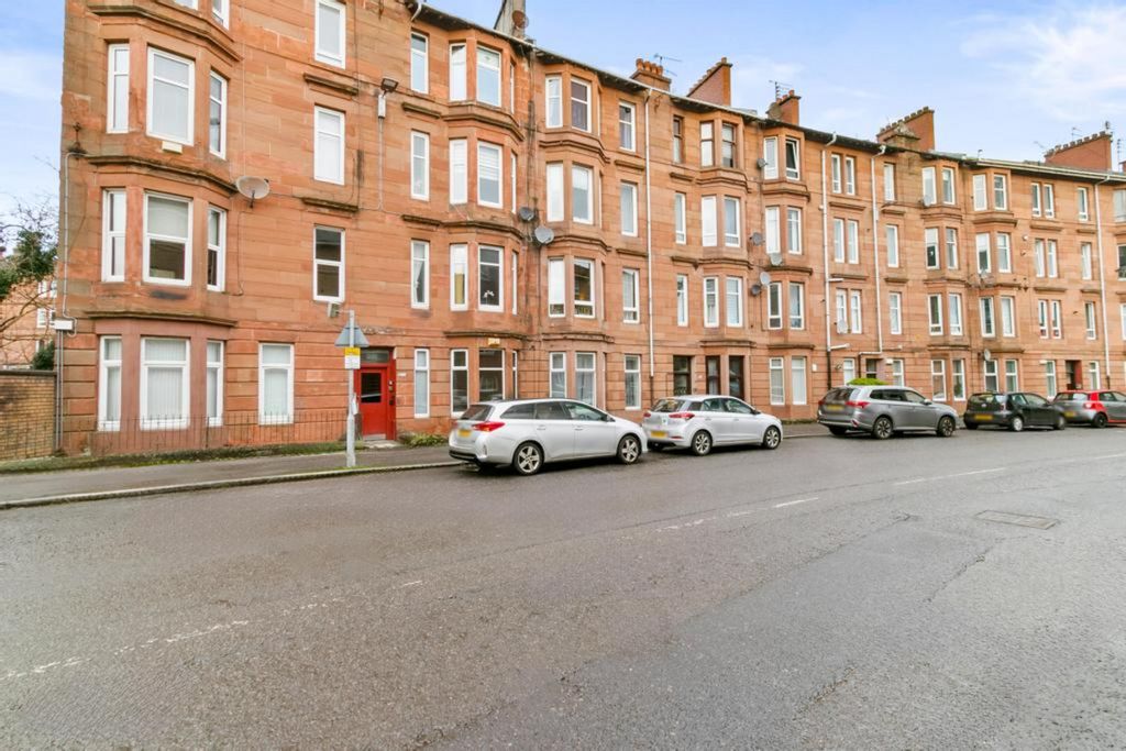 Property photo 1 of 31