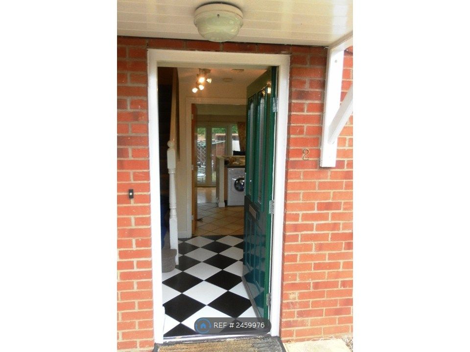 Property photo 3 of 14