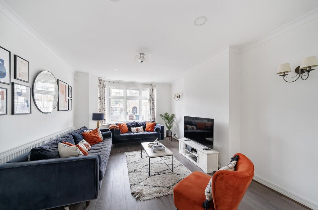Property photo 2 of 14 Davidson Frost-Wellings, Dfw, The Chase, Stanmore,