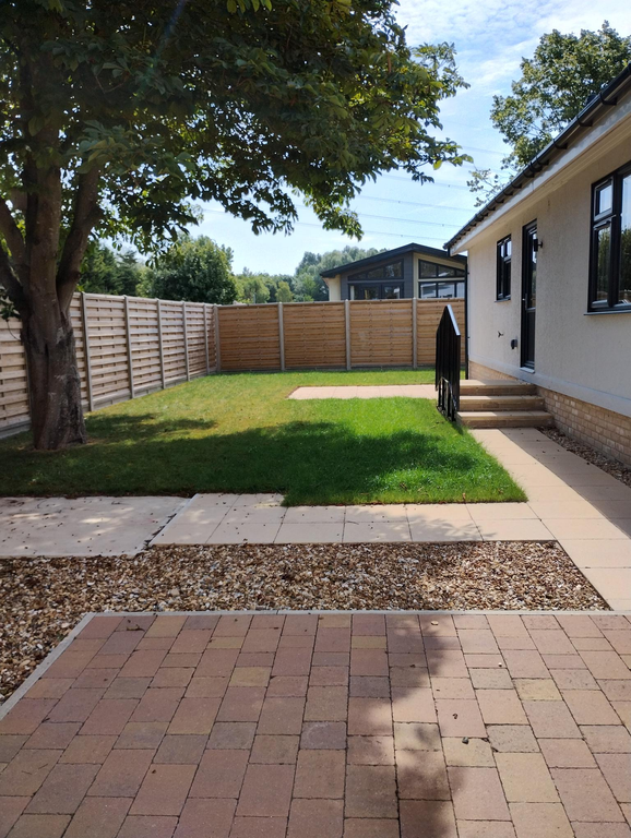 Property photo 2 of 11