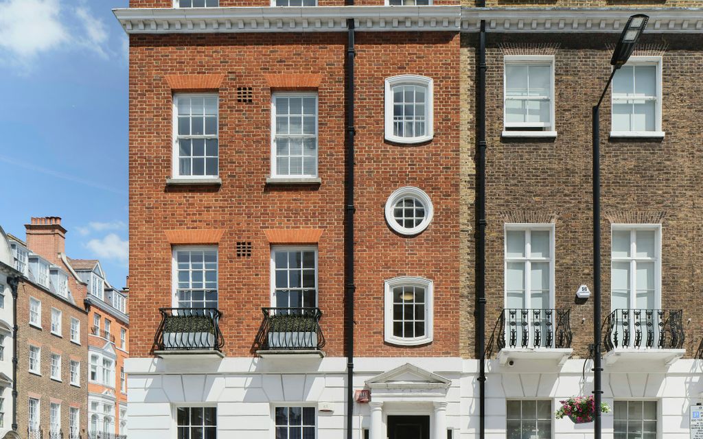 Property photo 1 of 5