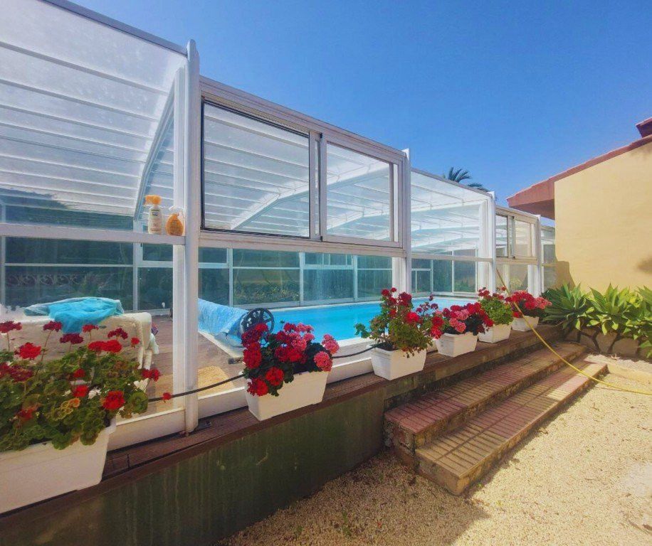 Property photo 3 of 49