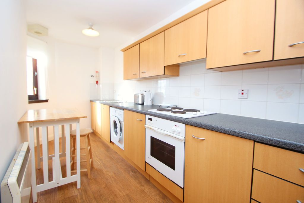 Property photo 3 of 9