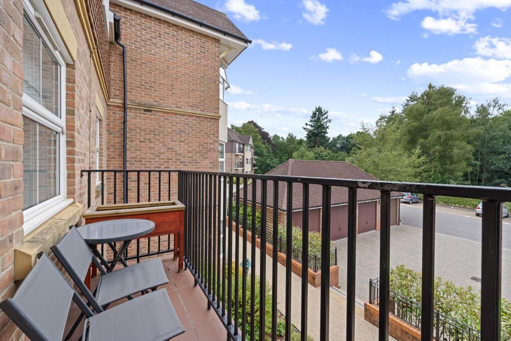 Additional image 4 of 3 bed flat for saleTudor Court, Liphook GU30