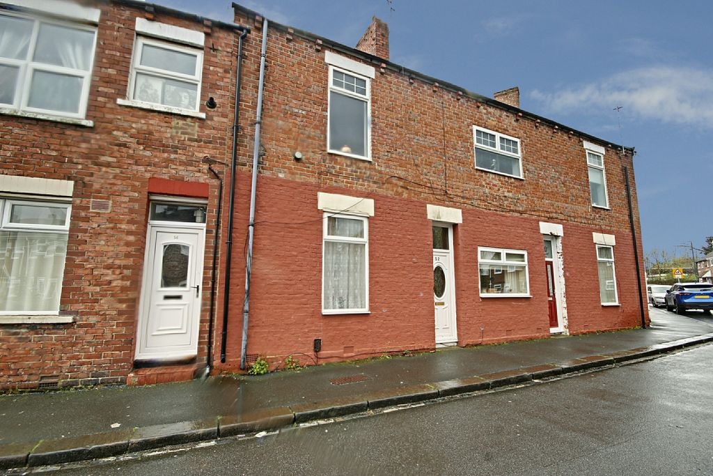 Property photo 1 of 4