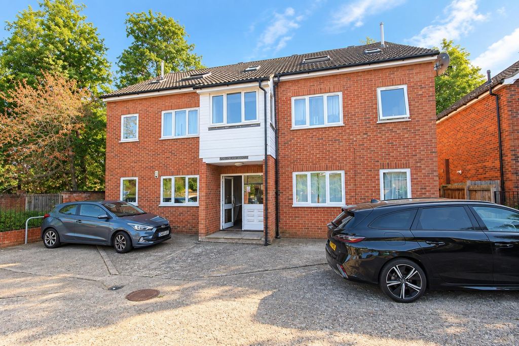 Property photo 1 of 8 1 (8).Png