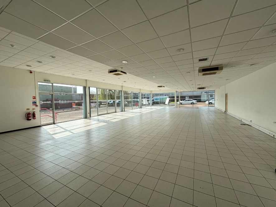 Property photo 2 of 6