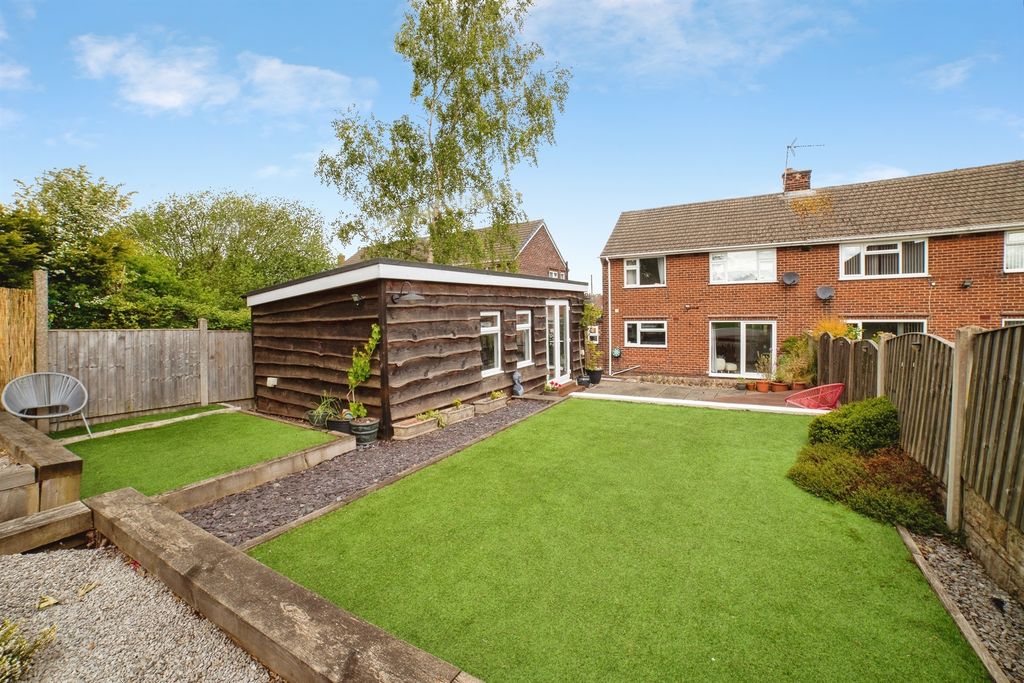 Property photo 2 of 24