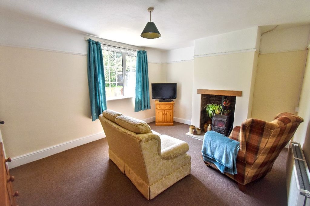 Property photo 3 of 14