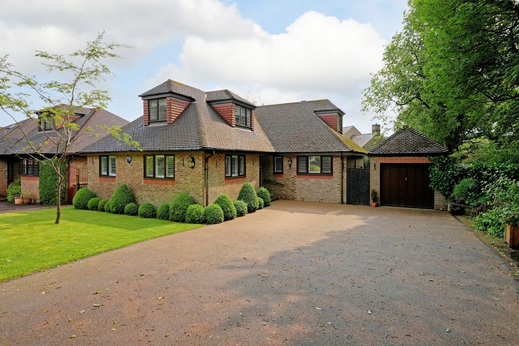Property photo 1 of 38 Front External