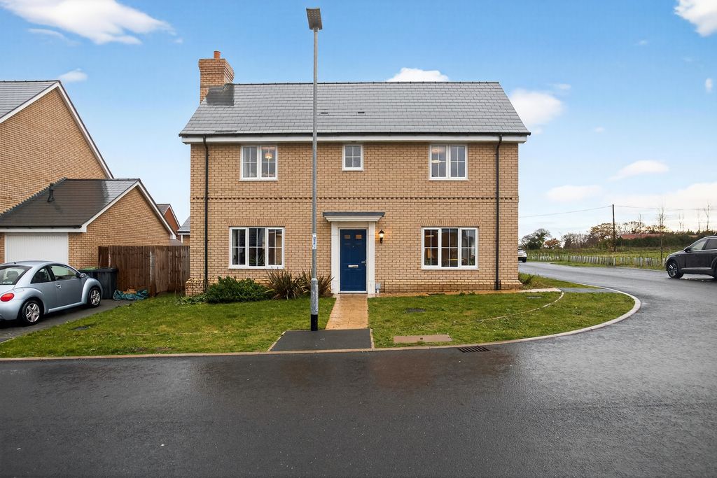 Property photo 1 of 24