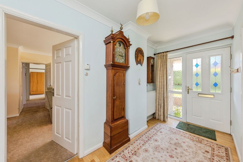 Property photo 2 of 18 Pbox-Img.Jpg