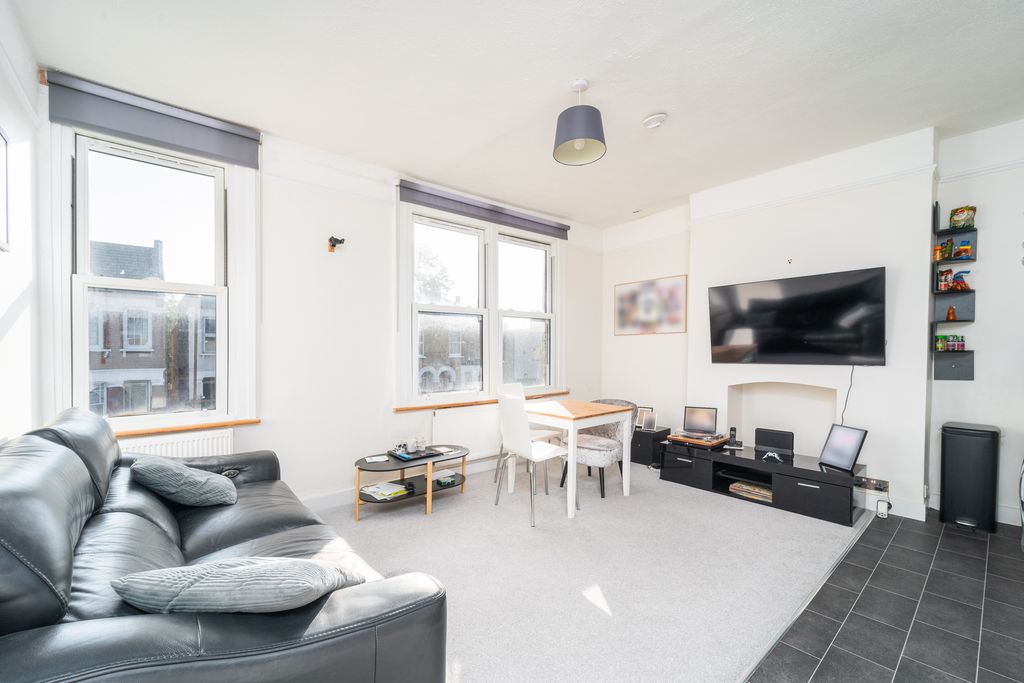 Property photo 1 of 8 Mba00655-Edit