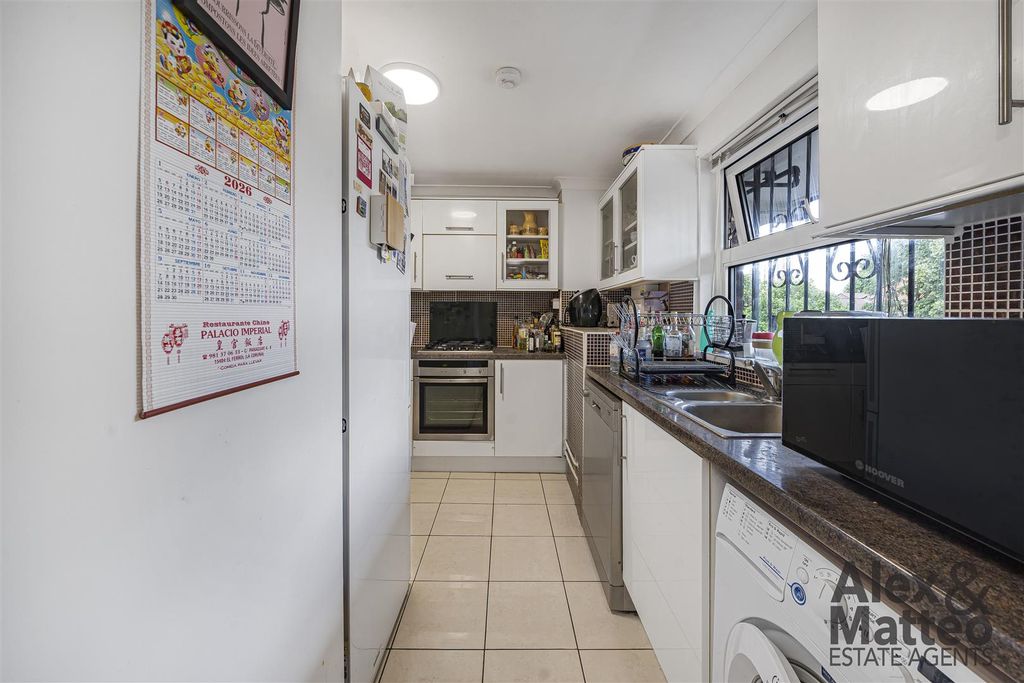 Property photo 1 of 14 Westlake