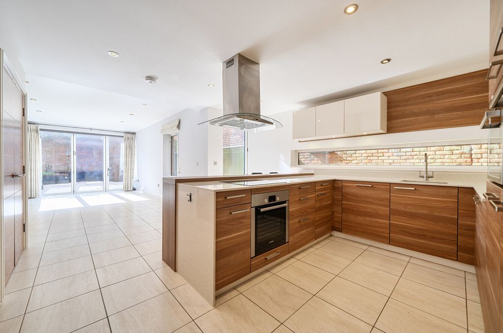 Property photo 3 of 15 1458804-2-6A05F63...