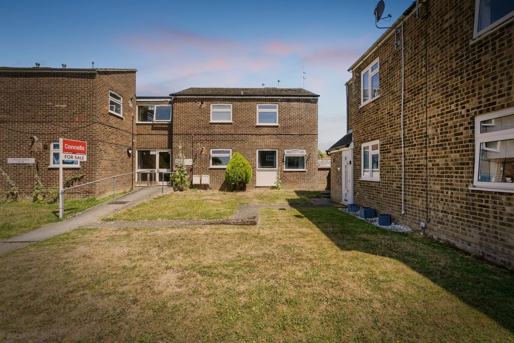 Property photo 1 of 10