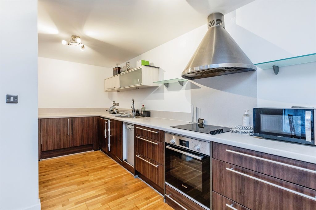 Property photo 2 of 13 Kitchen