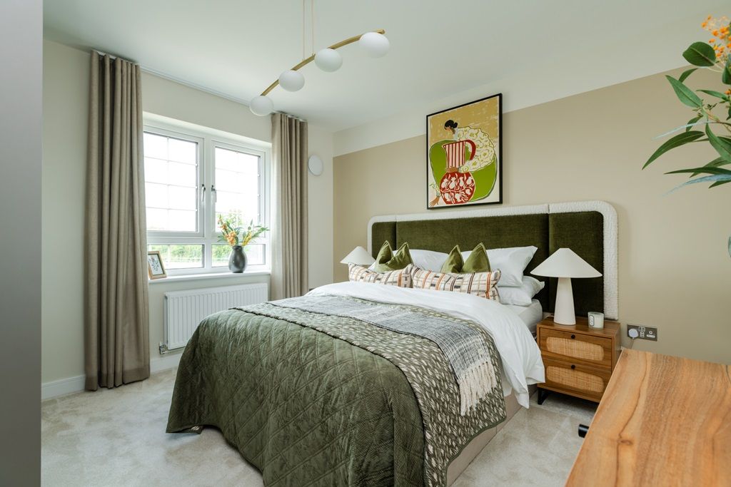 Property photo 1 of 17 Plenty Of Space For Wardrobes And Furnishings