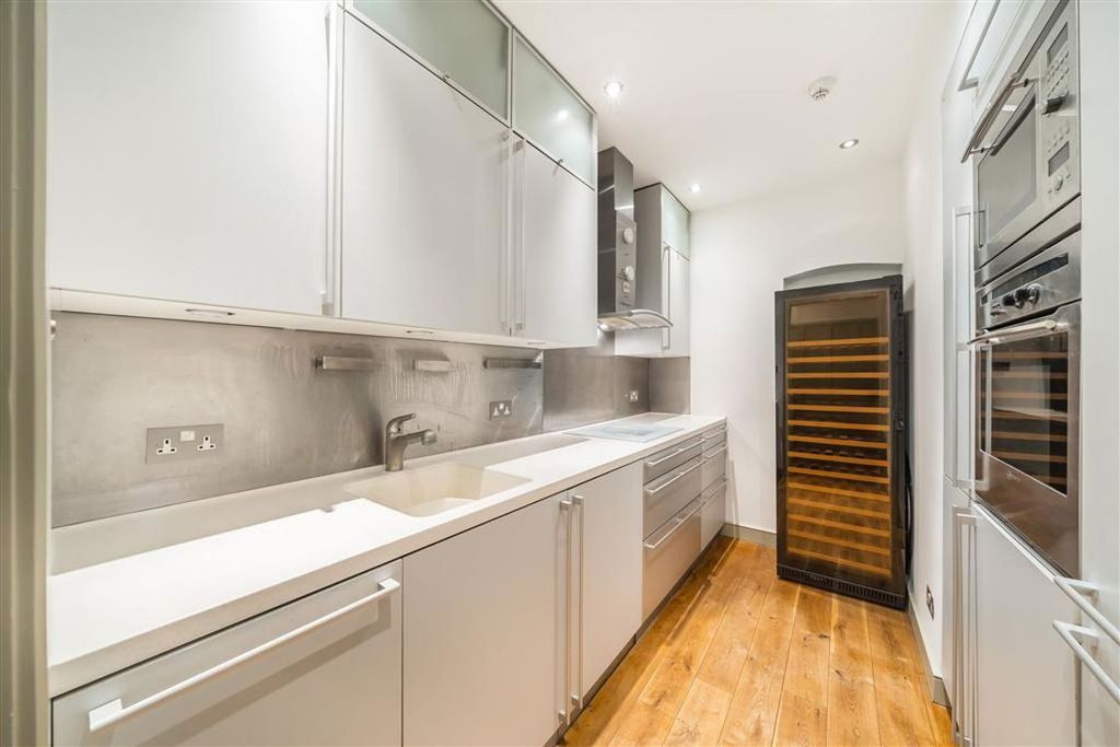Property photo 2 of 4