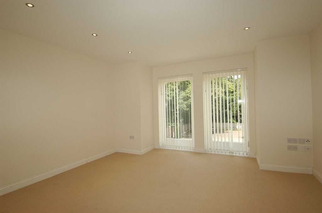 Property photo 3 of 7 Lounge