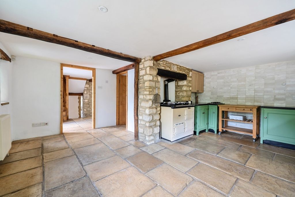 Property photo 2 of 23 1298893- (5)