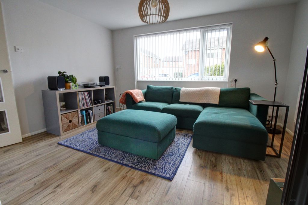 Property photo 2 of 12 Living Room