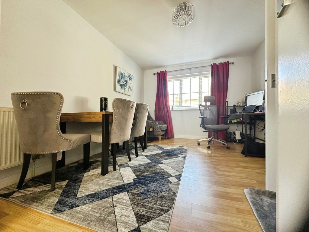 Property photo 2 of 16 Pbox-Img.Jpg