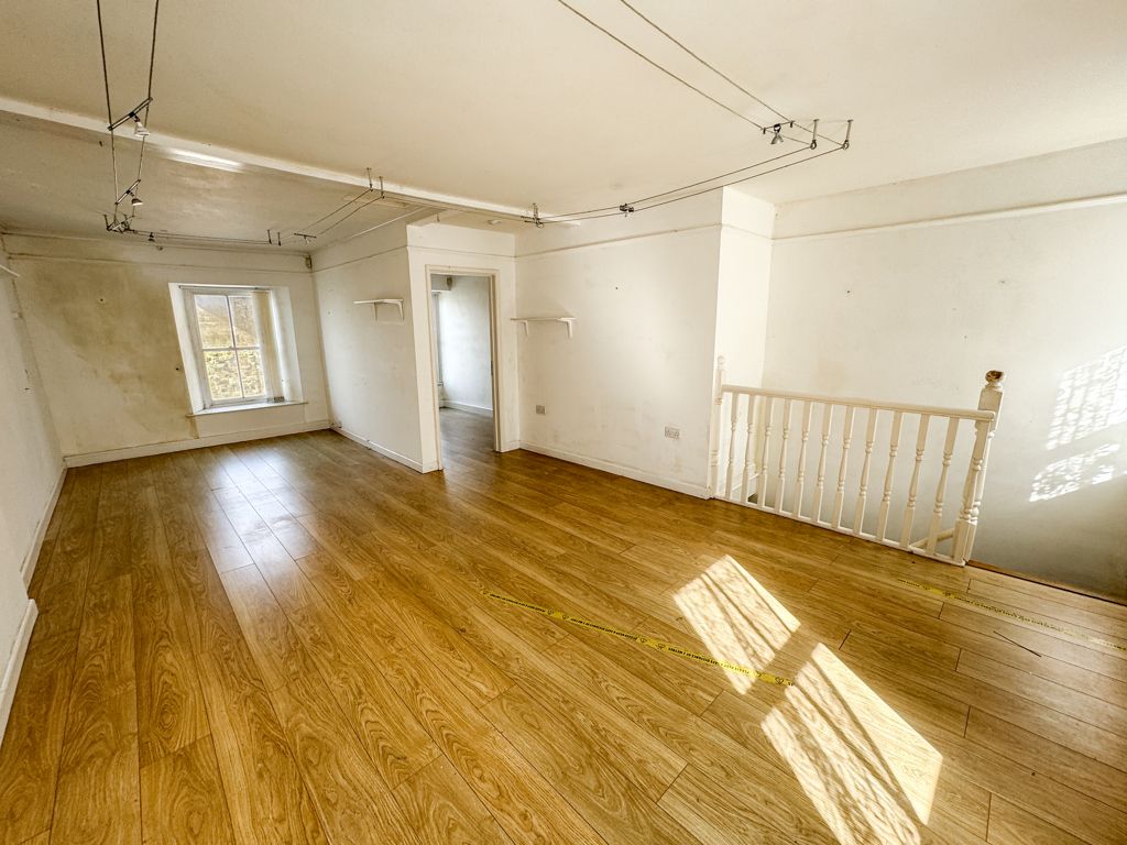 Property photo 2 of 13 Photo 1