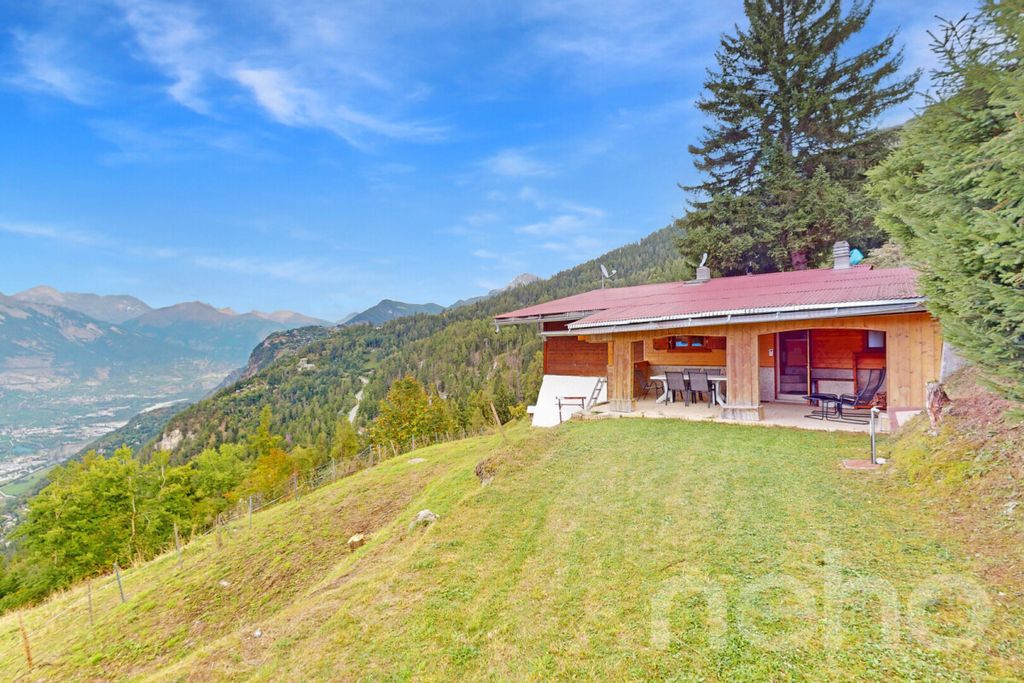 Property photo 2 of 12