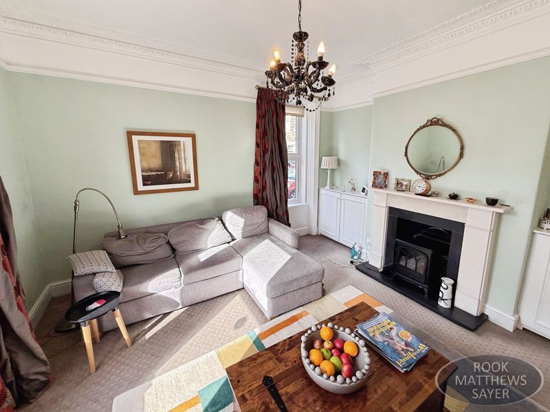 Property photo 2 of 12 Photo 6