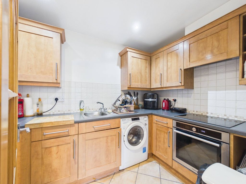 Property photo 2 of 8 Picture No. 06