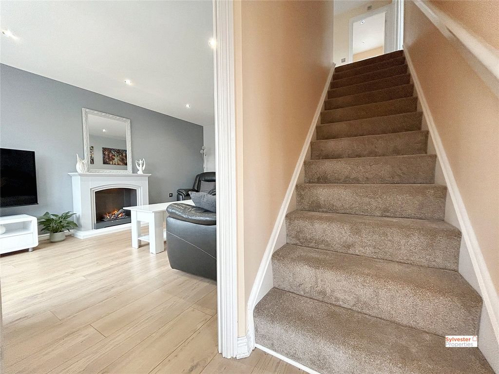 Property photo 3 of 30 Picture No. 14