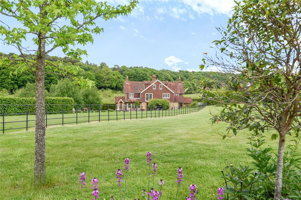 Property photo 2 of 13 Garden/Grounds