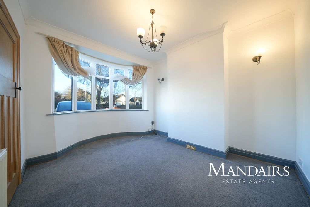 Property photo 1 of 27