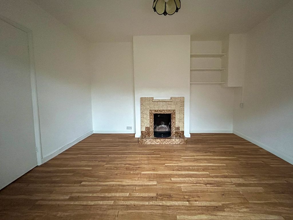 Property photo 2 of 21 Dining Room