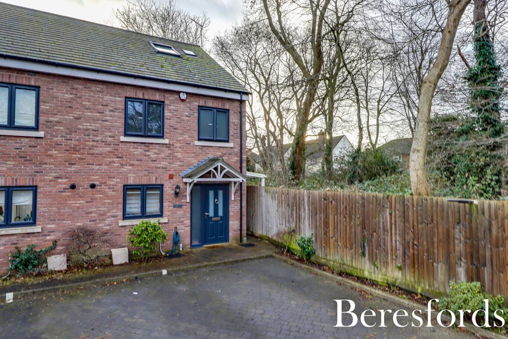 Property photo 1 of 22 Picture No. 34