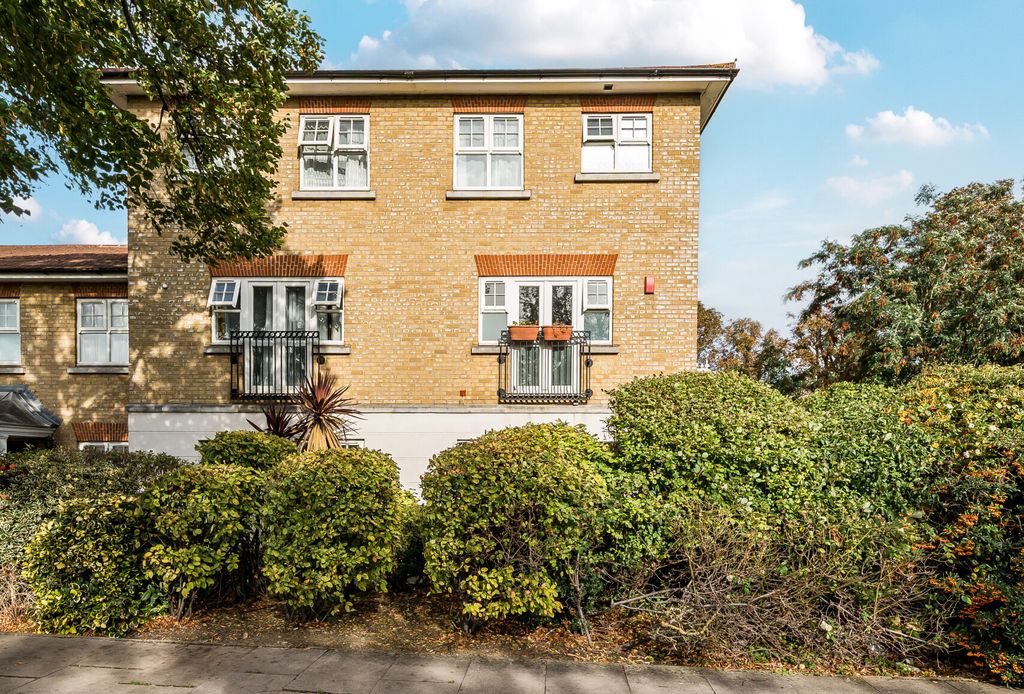 Property photo 2 of 15 1355166-21-68c996...