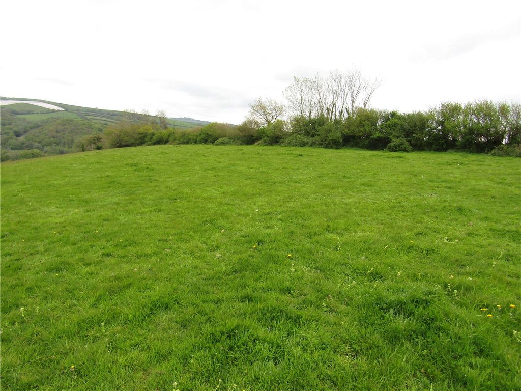 Property photo 2 of 14 Picture No. 02