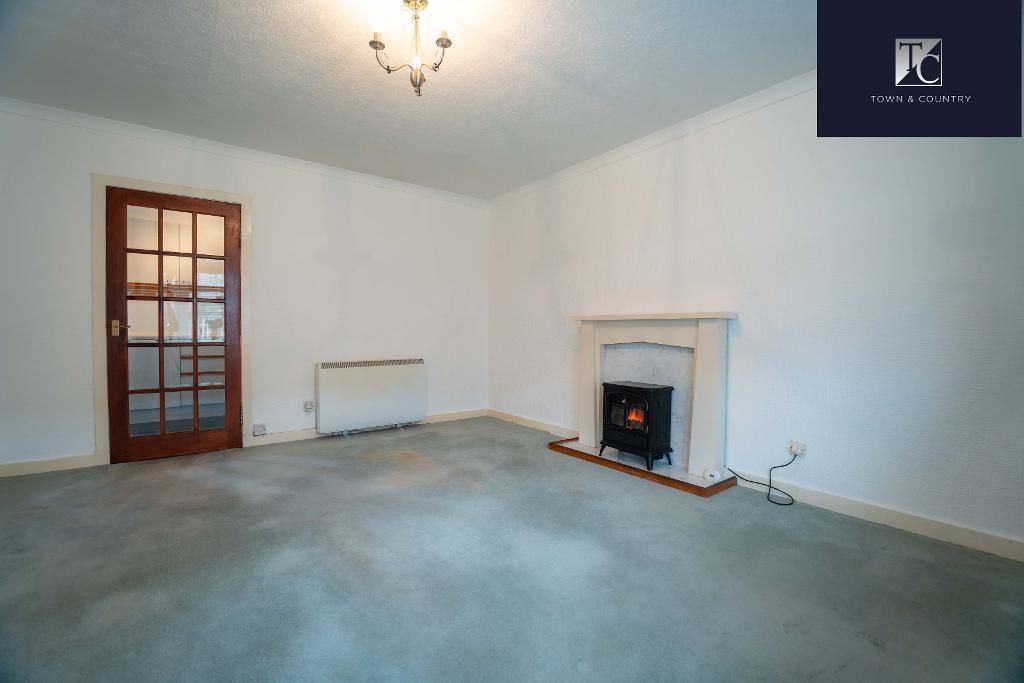 Property photo 2 of 26