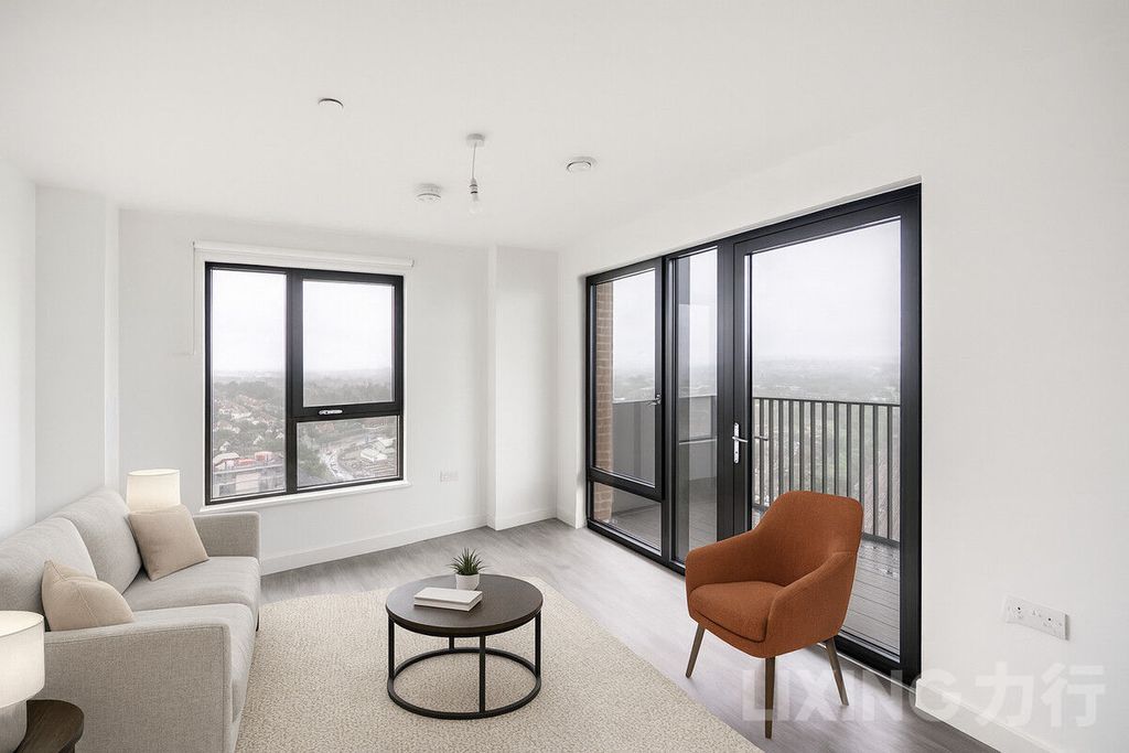 Property photo 2 of 14