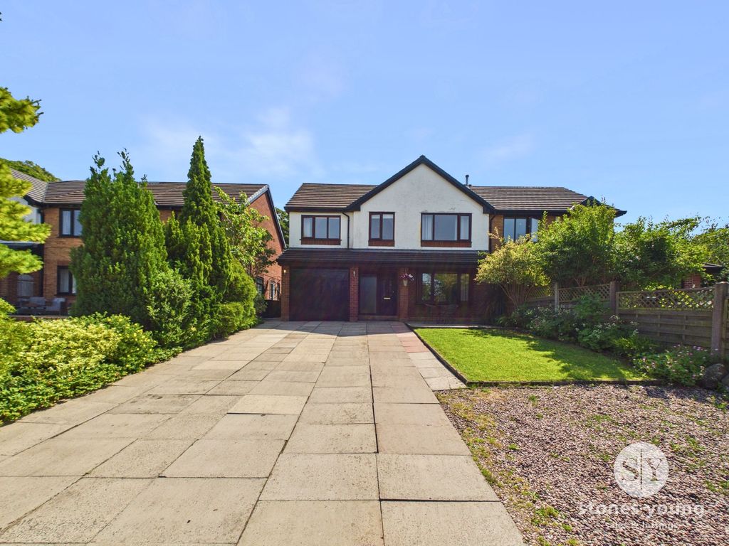 Property photo 1 of 25