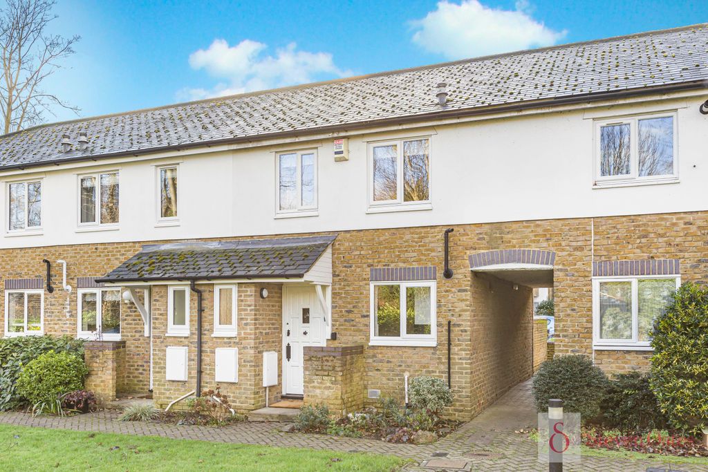 Property photo 1 of 27 12_44652_Watermarked