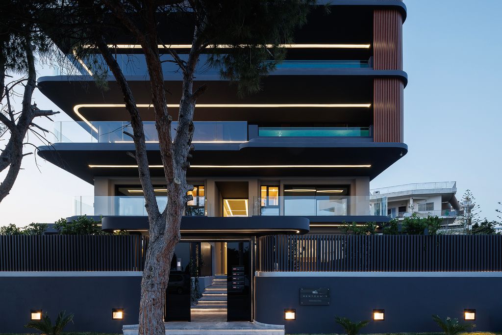 Property photo 3 of 13