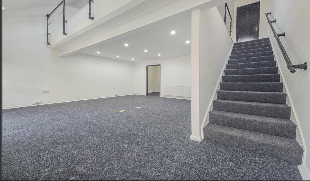 Property photo 2 of 4